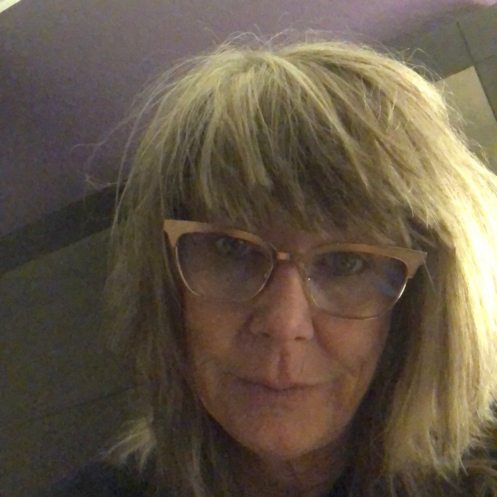 Meet your Posher, Denice